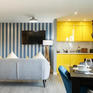 Apartment Brand New Large, Sheffield